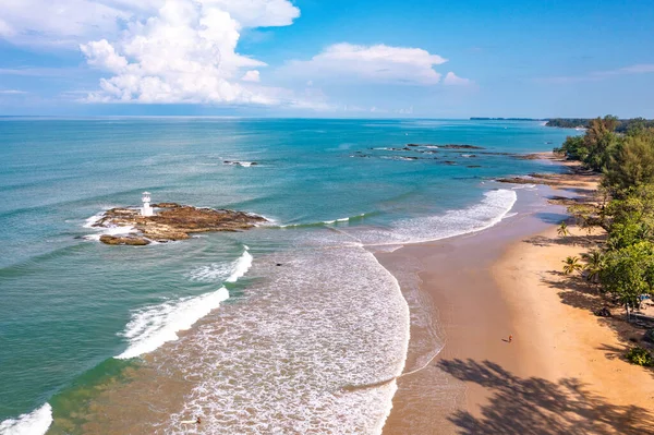 Isola Del Faro Sulla Spiaggia Khao Lak Nella Provincia Phang — Foto Stock