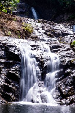 Namtok Lampee Şelalesi, Tayland, Phang nga 'da. Yüksek kalite fotoğraf