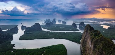 Phang Nga Körfezi 'nin havadan görünüşü, Tayland, Güney Doğu Asya