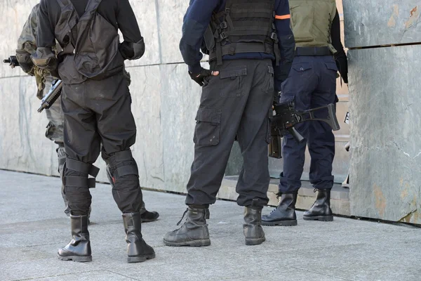 Forças especiais policiais em ação — Fotografia de Stock