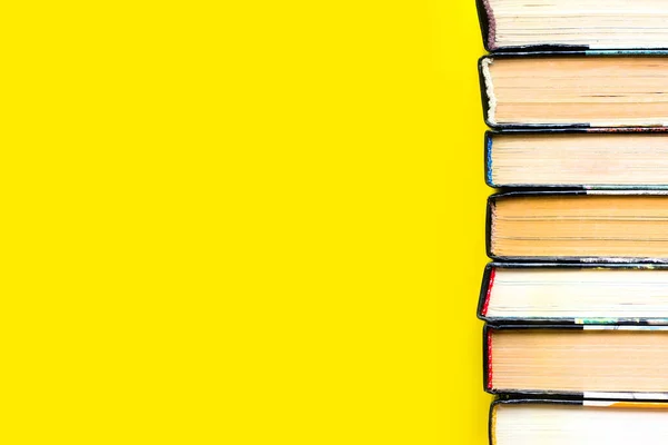 Stack Old Books Textbooks Yellow Background Literature Concept — Stock Photo, Image