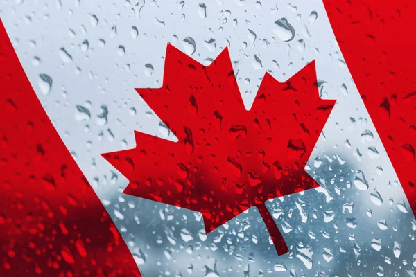 Clima Lluvioso Canadá Concepto Bandera Canadá Sobre Fondo Gotas Lluvia — Foto de Stock