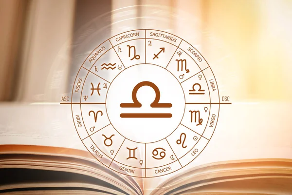 Zodiac Cirkel Mot Bakgrund Öppen Bok Med Libra Tecken Astrologisk — Stockfoto