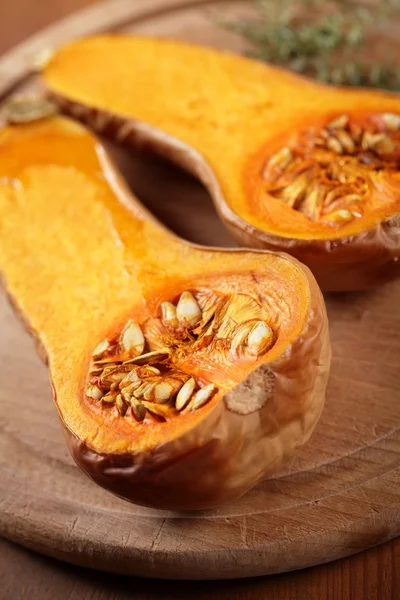 Baked butternut squash and herbs — Stock Photo, Image