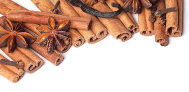 Beyaz arka plan ile baharat kenarlık