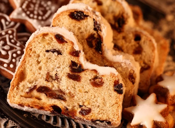 Christmas stollen, cookies and decorations. — Stock Photo, Image