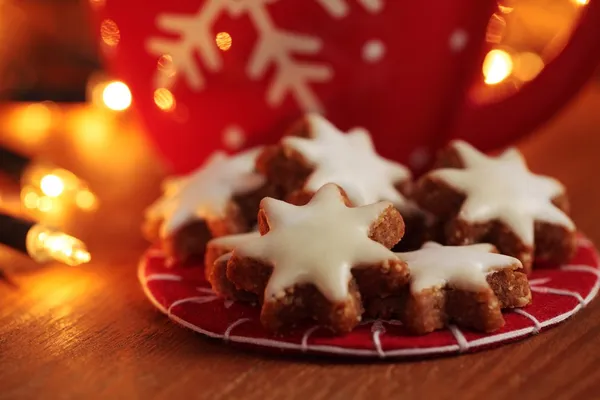 Tarçınlı yıldız - Noel kurabiyeleri — Stok fotoğraf