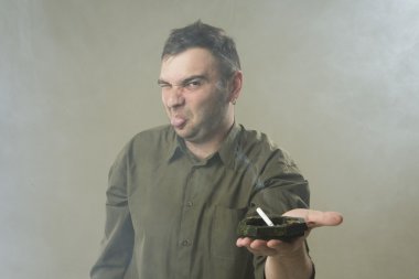Bırak da sigarayı bırakmak.