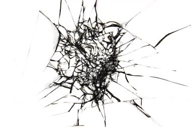 Camda çatlaklar var. Kırık cam, beyaz arka planda izole edilmiş.