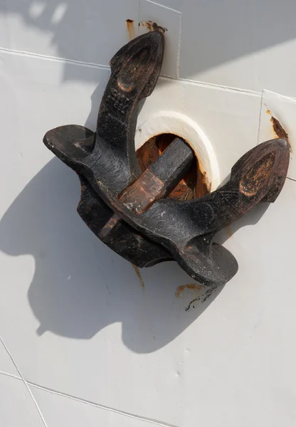Rusty anchor — Stock Photo, Image