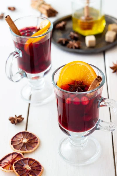 Vinho Amassado Com Canela Cranberry Laranja Bebida Quente Inverno — Fotografia de Stock