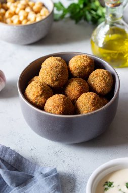 Taze nohut köftesi. Sağlıklı beslenme. Vejetaryen yemeği.