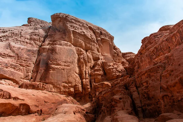 Areias Montanhas Wadi Rum Deserto Jordânia Bela Paisagem Diurna — Fotografia de Stock