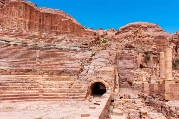 Jordanien Antikes Amphitheater Der Stadt Petra Tageslandschaft — Stockfoto