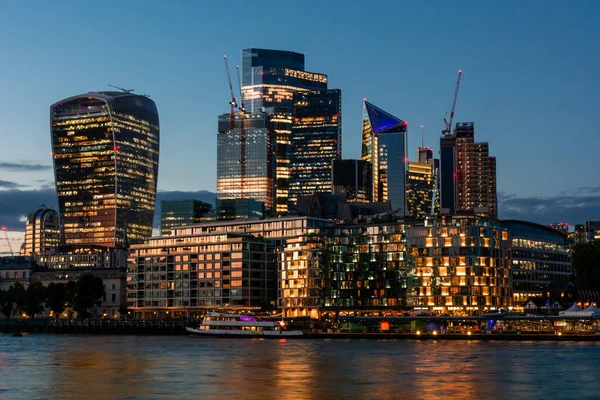 Bela Paisagem Urbana Noturna Londres Inglaterra Luzes Noturnas Cidade — Fotografia de Stock