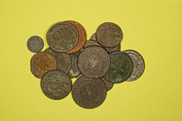 Heap Old Rarity Brown Copper Coins Lie Yellow Table — Stock Photo, Image