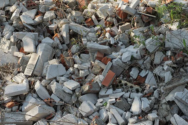 Textura Piedra Piezas Ladrillos Piedras Grises Marrones Una Pila Basura — Foto de Stock