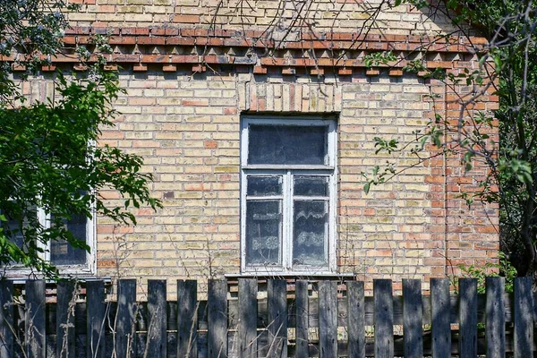 Brown Brick Wall Private Rural House White Window Gray Wooden — Stock fotografie