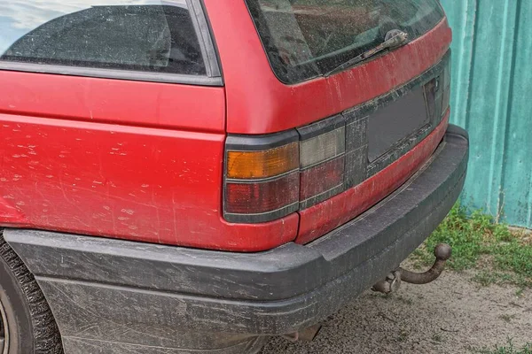 Parte Carro Passageiros Vermelho Com Farol Vidro Traseiro Pára Choques — Fotografia de Stock