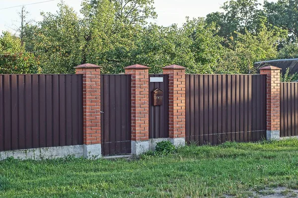 Brown Iron Door Closed Gate Wall Fence Made Bricks Metal — Stock Photo, Image