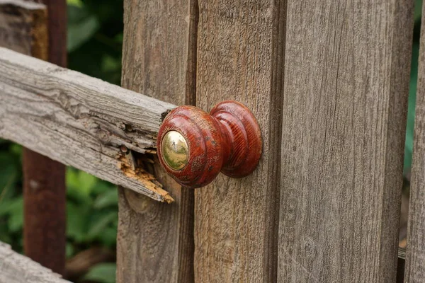 One Brown Plastic Doorknob Gray Wooden Boards Old Door Street — ストック写真