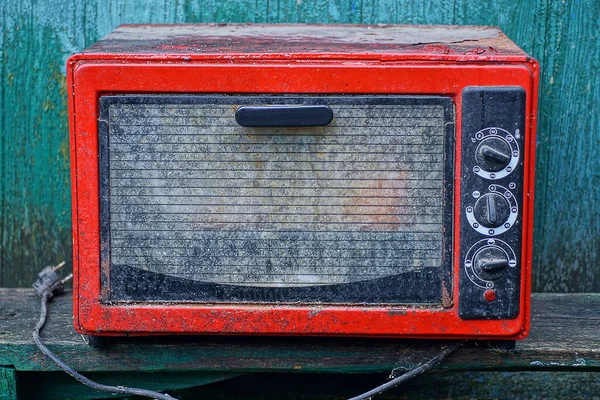 One Old Dirty Red Black Metal Electric Oven Gray Glass — Stock Photo, Image