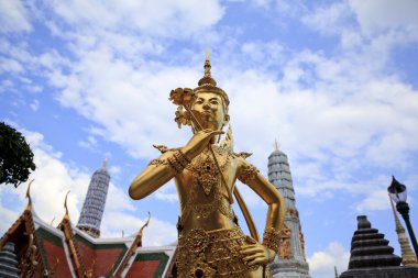 Altın kinnaree, wat pra kaew