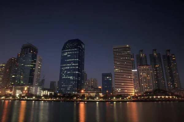 Bangkok stad bij nacht — Stockfoto