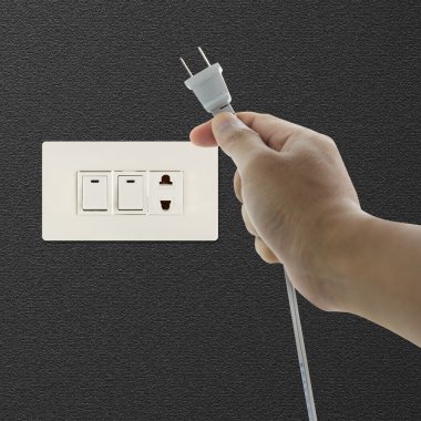 elektrik prizinden çekerek el