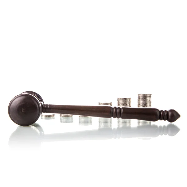 Judges law gavel with coins — Stock Photo, Image