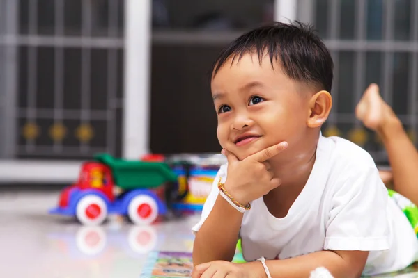 幸せな少年 — ストック写真