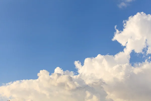 Céu azul — Fotografia de Stock