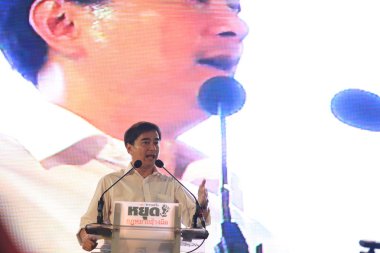 Abhisit vejjajiva, AF anti