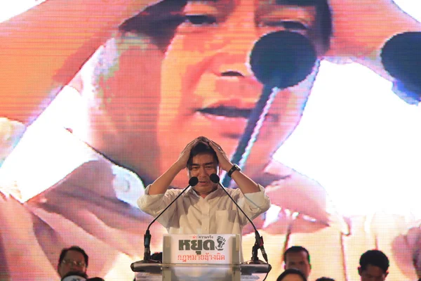 Abhisit vejjajiva, anty amnestii — Zdjęcie stockowe