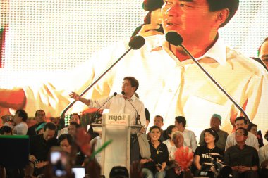 Abhisit vejjajiva, AF anti
