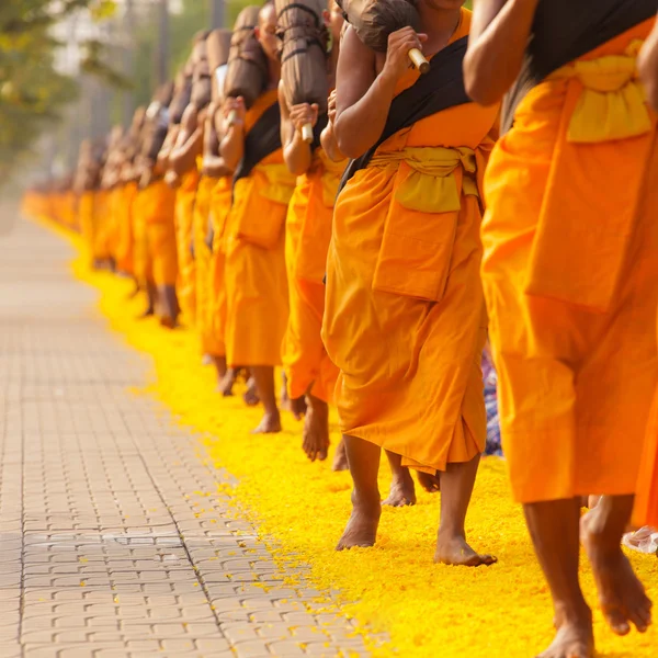 Monniken in thailand — Stockfoto