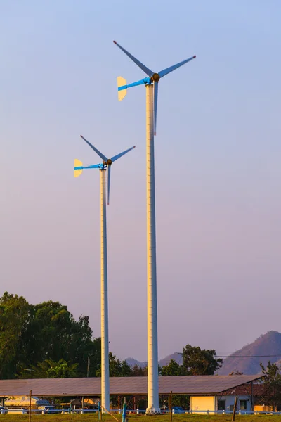 Turbina eólica —  Fotos de Stock