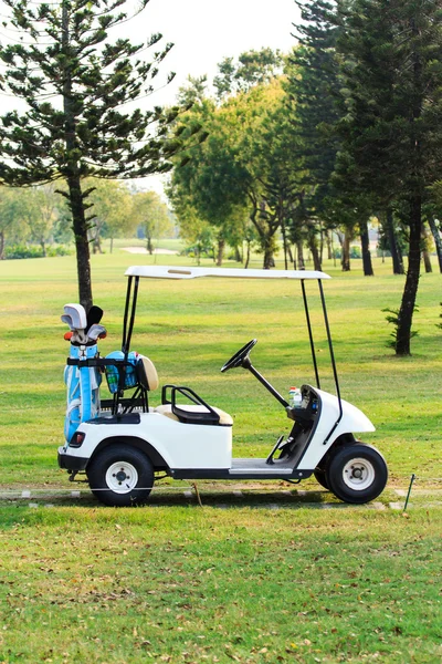 Carro de golf —  Fotos de Stock