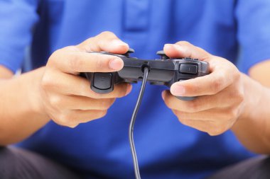 bilgisayar oyunları oynama 