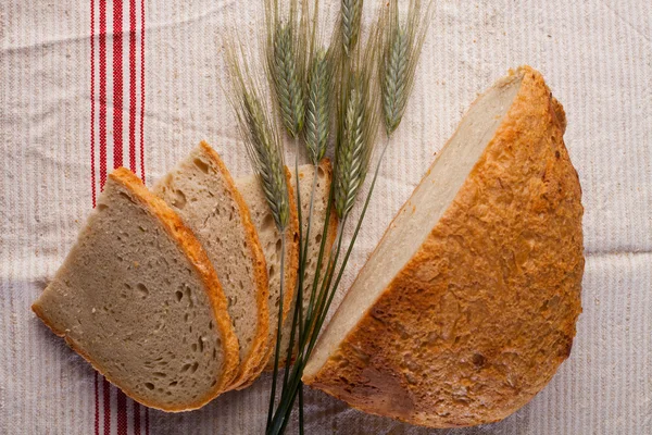 Hembakat bröd — Stockfoto