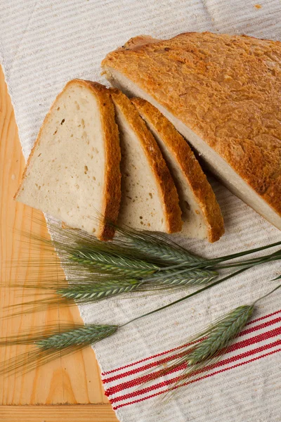Hausgemachtes Brot — Stockfoto