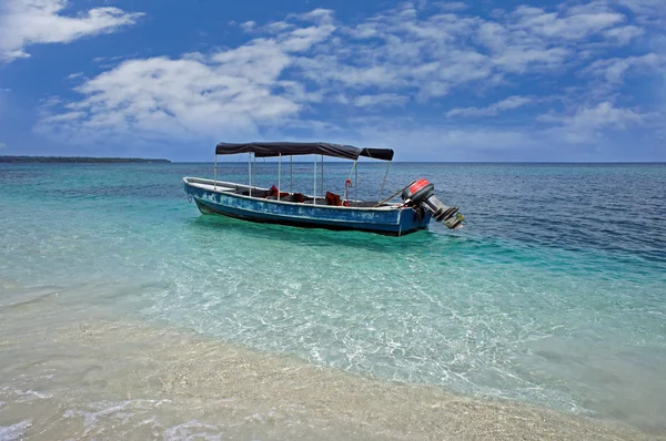 Bateau de pêche caribéen — Photo