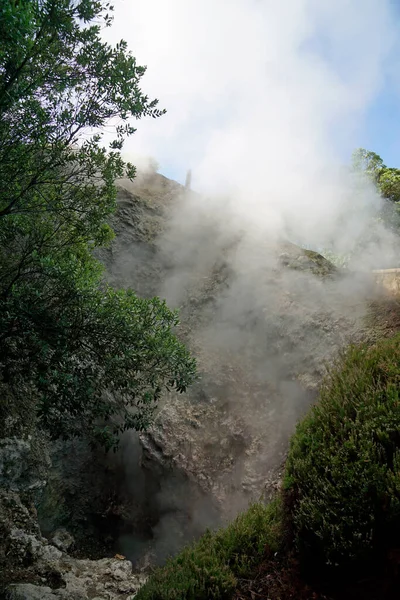 Vapor Volcánico Caliente Sobre Río Hornos —  Fotos de Stock