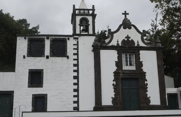 Traditionell Byggnadsstil Azoresöarna Med Svart Lavasten — Stockfoto