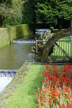 Azores Adası 'ndaki su değirmeni Sao Miguel.