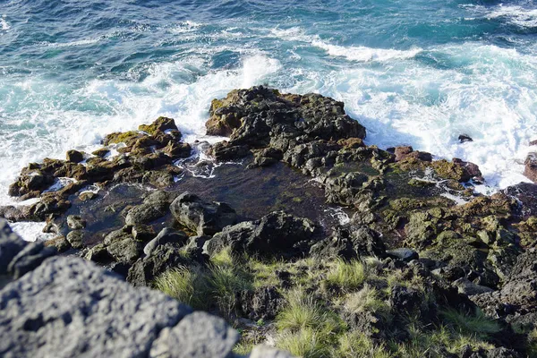 粗糙的亚速尔岛北部海岸 — 图库照片