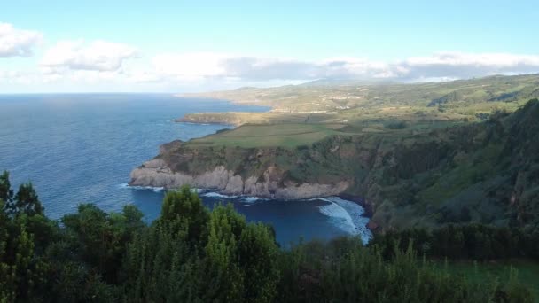 Szorstkie Dzikie Wybrzeże Azorów Wyspa Sao Miguel — Wideo stockowe