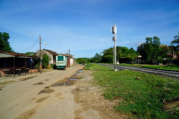 Железнодорожные Траектории Станция Возле Лимонара Кубе — стоковое фото