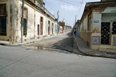 Küba 'daki matanzaların sokaklarında yıkık dökük evler