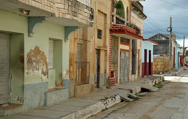 Πολύχρωμα Παλιά Σπίτια Στους Δρόμους Της Cardenas Στην Κούβα — Φωτογραφία Αρχείου